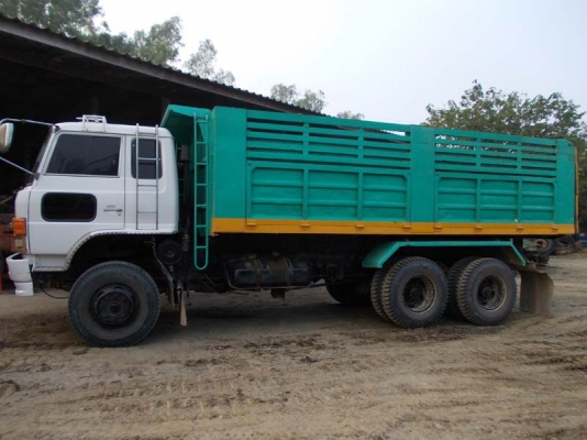 Hino Sumo 227 แท้และเดิม ๆ สวยทั้งคัสซี ดูแลดีมาตลอด ยางใหม่ 8 เส้น \% หน้า 2 เส้น(ไม่มีคนขับ)