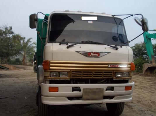 Hino Sumo 227 แท้และเดิม ๆ สวยทั้งคัสซี ดูแลดีมาตลอด ยางใหม่ 8 เส้น \% หน้า 2 เส้น(ไม่มีคนขับ)