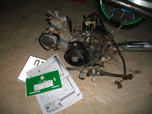 เครื่องเวฟ 100 ทะเบียนโอน เครื่องสวย ไม่เคยแกะ