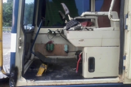 KOMATSU PC120-5 ตัวเดินใหญ่ คอนโทรนสั้นเฟรมสวยโซ่หนา