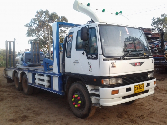 3H 195 Hp เทรลเลอร์บรรทุกรถเกี่ยวสวยๆมาแล้ว