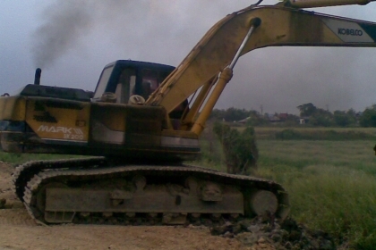 แบคโฮ Kobelco SK220 Mark III ไฟฟ้าครบ เอวแน่น โซ่หนา