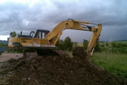 แบคโฮ Kobelco SK220 Mark III ไฟฟ้าครบ เอวแน่น โซ่หนา