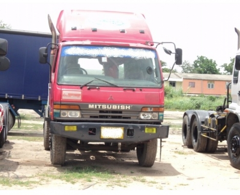 ขายหัวลากมิตรซูบิชิฟูโซ่ สีแดง