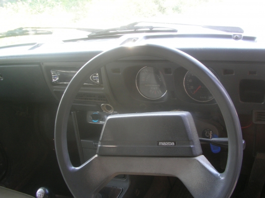 ขายมาสด้าแคป 5 เกียร์ ปี35 แอร์เย็น ภาษี ส.ค. 2557 ล้อแมก ยางใหม่4เส้น พร้อมย่งอะไหล่