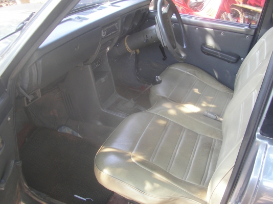 ขายมาสด้าแคป 5 เกียร์ ปี35 แอร์เย็น ภาษี ส.ค. 2557 ล้อแมก ยางใหม่4เส้น พร้อมย่งอะไหล่