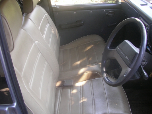 ขายมาสด้าแคป 5 เกียร์ ปี35 แอร์เย็น ภาษี ส.ค. 2557 ล้อแมก ยางใหม่4เส้น พร้อมย่งอะไหล่