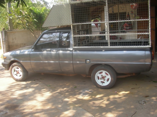 ขายมาสด้าแคป 5 เกียร์ ปี35 แอร์เย็น ภาษี ส.ค. 2557 ล้อแมก ยางใหม่4เส้น พร้อมย่งอะไหล่