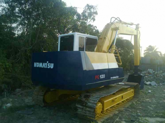 ขายโคมัสซุPC100-5 สภาพเก่านอก ราคา 750,000 บาท เจ้าของขายเอง ราคาต่อรองได้ ขายโคมัสซุPC100-5 สภาพเก่านอก ราคา 750,000 บาท เจ้าของขายเอง ราคาต่อรองได้