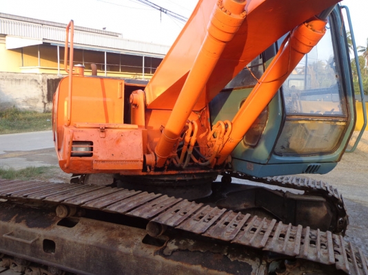 ขายแมคโคร HITACHI EX200-2 ติดต่อคุณจิ๊ด โทร. 089-7949488