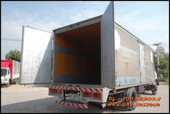 ขายด่วน รถบรรทุก 6 ล้อ HINO FF 168 แรง รถห้าง(ตู้แห้ง 4 บาน ) ช่วงยาว7.2M สภาพเดิมๆ สวยมาก รถพร้อมใช้งาน ราคาสุดคุ้ม ขายด่วน รถบรรทุก 6 ล้อ HINO FF 168 แรง รถห้าง(ตู้แห้ง 4 บาน ) ช่วงยาว7.2M สภาพเดิมๆ สวยมาก รถพร้อมใช้งาน ราคาสุดคุ้ม