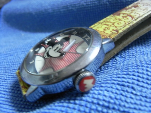 20ธ.ค.((น้าเล็ก)) นำเสนอนาฬิกา ข้อมือ หลายเรือน