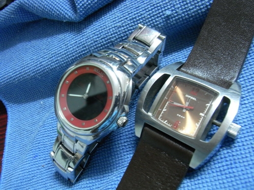 20ธ.ค.((น้าเล็ก)) นำเสนอนาฬิกา ข้อมือ หลายเรือน