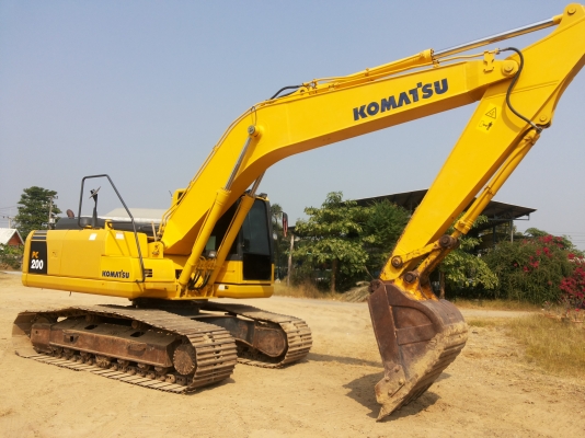 ขายด่วนรถแบคโค komatsu pc200-8