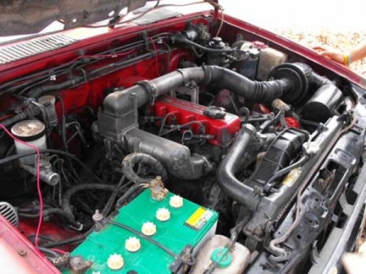 ขาย  Nissan Big M ฝาแดง