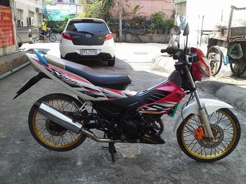 Sonic ตัวใหม่ ปี 47 กุญแจใหญ่ รถบ้าน  มีเล่ม เอกสารครบ เท่ห์สุดๆ