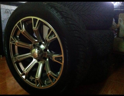 ขายแม็ก  Lenso Intimidator 6 ขอบ 20+ ยาง Atturo 265/50/20 ยางปี 11 ลดเหลือ 35000 ราคาต่อรองได้
