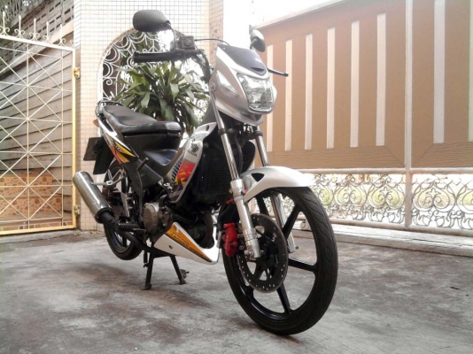 ขออนุญาติขาย Honda Sonic 125 CC. ตัว TOP สตาร์ทมือ ล้อแม็ก