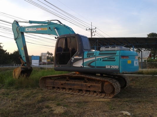 ขายด่วนรถแบคโค kobelco sk200-8