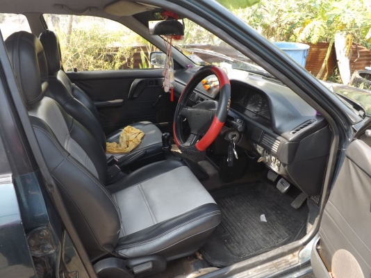 MAZDA 323 ปี 93 M/T