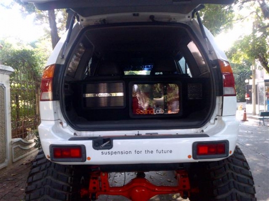 ขาย G-WAGON 4WD BIG-FOOT ลดแล้ว 800,000