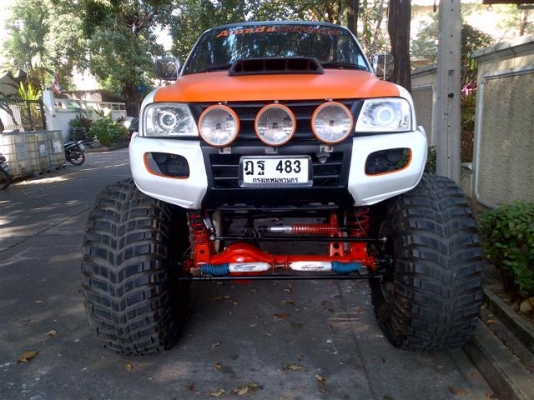 ขาย G-WAGON 4WD BIG-FOOT ลดแล้ว 800,000