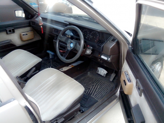 ขายtoyota AE82