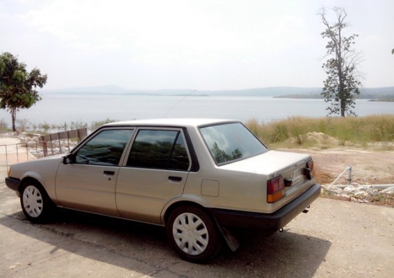 ขายtoyota AE82