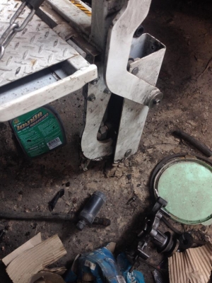 ลิฟท้าย ติดรถกระป้อญี่ปุ่น รุ่นs200 มาครับ ลิฟท้าย ติดรถกระป้อญี่ปุ่น รุ่นs200 มาครับ