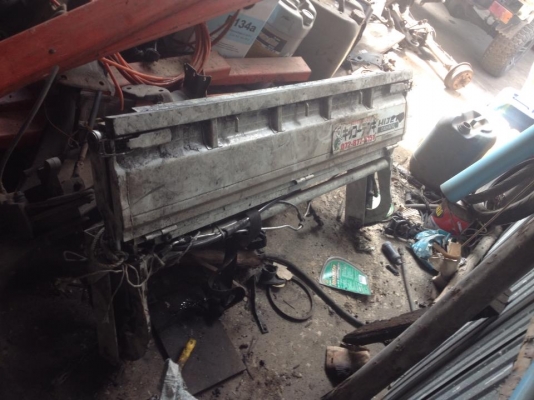 ลิฟท้าย ติดรถกระป้อญี่ปุ่น รุ่นs200 มาครับ ลิฟท้าย ติดรถกระป้อญี่ปุ่น รุ่นs200 มาครับ