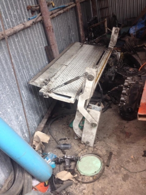 ลิฟท้าย ติดรถกระป้อญี่ปุ่น รุ่นs200 มาครับ ลิฟท้าย ติดรถกระป้อญี่ปุ่น รุ่นs200 มาครับ