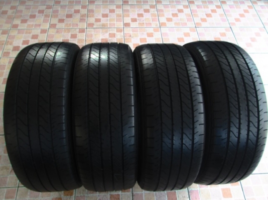 ขายยาง DUNLOP 215-55-17 ปลายปี12 สวยๆ (1ชุด)