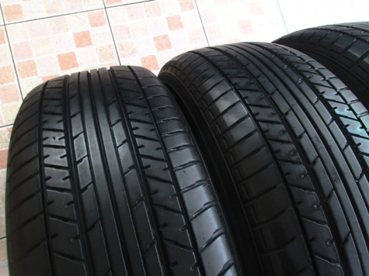 ขายยาง YOKOHAMA 215-60-17 ปี12 งามๆ (1ชุด)
