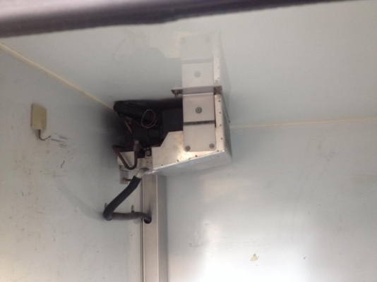 ขายตู้ ญี่ปุ่น มีแอร์ เครื่องทำความเย็น สภาพสวยๆ ขายตู้ ญี่ปุ่น มีแอร์ เครื่องทำความเย็น สภาพสวยๆ