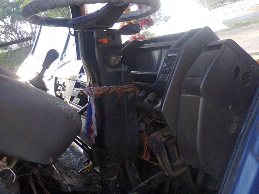 ขายหกล้อดั้มพ์อีซูสุ JAANPR59LK 115 ดั้มพ์ พวงมาลัยเพาเวอร์  F หน้า-หลัง แอร์เย็น