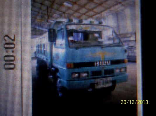 ขาย6ล้อดั้ม ISUZU   NKR  110  ห้างแท้ปี 37   พวงมาลัยเพาเวอร์ F หลัง