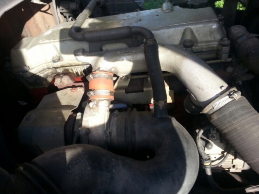 รถฮีโน่ 6 ล้อ ( ไม่ดั้ม ) 150 แรงม้า ปี 48 สนใจติดต่อ 081 - 6079515 รถฮีโน่ 6 ล้อ ( ไม่ดั้ม ) 150 แรงม้า ปี 48 สนใจติดต่อ 081 - 6079515