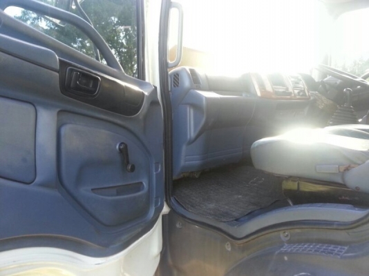 รถฮีโน่ 6 ล้อ ( ไม่ดั้ม ) 150 แรงม้า ปี 48 สนใจติดต่อ 081 - 6079515 รถฮีโน่ 6 ล้อ ( ไม่ดั้ม ) 150 แรงม้า ปี 48 สนใจติดต่อ 081 - 6079515