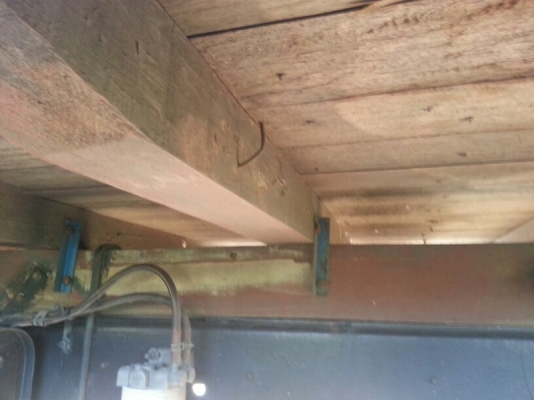 รถฮีโน่ 6 ล้อ ( ไม่ดั้ม ) 150 แรงม้า ปี 48 สนใจติดต่อ 081 - 6079515 รถฮีโน่ 6 ล้อ ( ไม่ดั้ม ) 150 แรงม้า ปี 48 สนใจติดต่อ 081 - 6079515