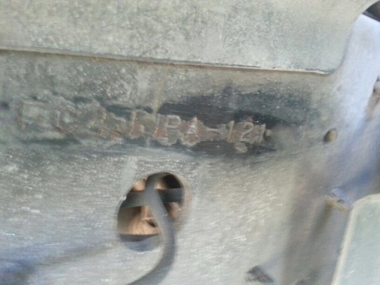 รถฮีโน่ 6 ล้อ ( ไม่ดั้ม ) 150 แรงม้า ปี 48 สนใจติดต่อ 081 - 6079515 รถฮีโน่ 6 ล้อ ( ไม่ดั้ม ) 150 แรงม้า ปี 48 สนใจติดต่อ 081 - 6079515