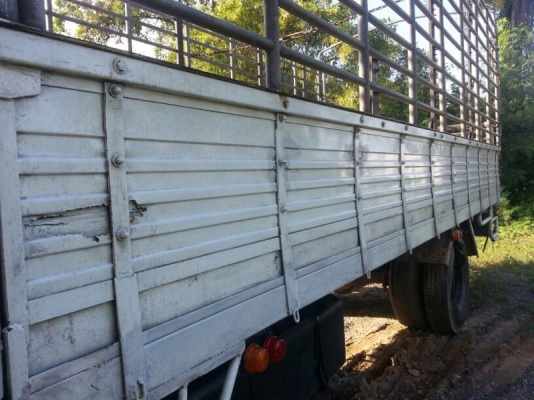 รถฮีโน่ 6 ล้อ ( ไม่ดั้ม ) 150 แรงม้า ปี 48 สนใจติดต่อ 081 - 6079515 รถฮีโน่ 6 ล้อ ( ไม่ดั้ม ) 150 แรงม้า ปี 48 สนใจติดต่อ 081 - 6079515