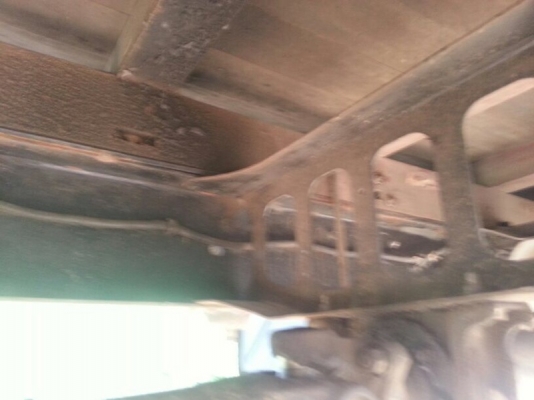 รถฮีโน่ 6 ล้อ ( ไม่ดั้ม ) 150 แรงม้า ปี 48 สนใจติดต่อ 081 - 6079515 รถฮีโน่ 6 ล้อ ( ไม่ดั้ม ) 150 แรงม้า ปี 48 สนใจติดต่อ 081 - 6079515