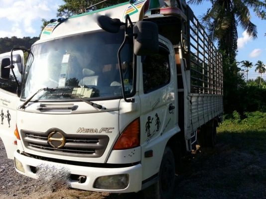 รถฮีโน่ 6 ล้อ ( ไม่ดั้ม ) 150 แรงม้า ปี 48 สนใจติดต่อ 081 - 6079515 รถฮีโน่ 6 ล้อ ( ไม่ดั้ม ) 150 แรงม้า ปี 48 สนใจติดต่อ 081 - 6079515