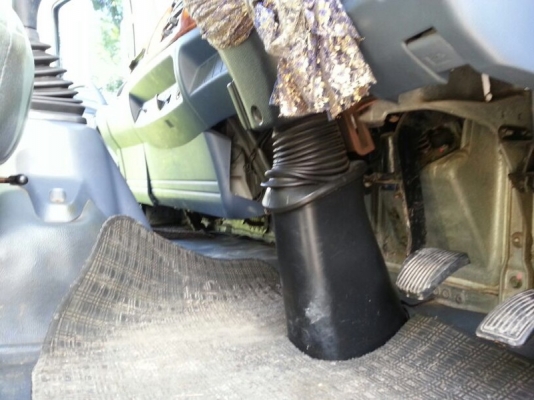 รถฮีโน่ 6 ล้อ ( ไม่ดั้ม ) 150 แรงม้า ปี 48 สนใจติดต่อ 081 - 6079515 รถฮีโน่ 6 ล้อ ( ไม่ดั้ม ) 150 แรงม้า ปี 48 สนใจติดต่อ 081 - 6079515