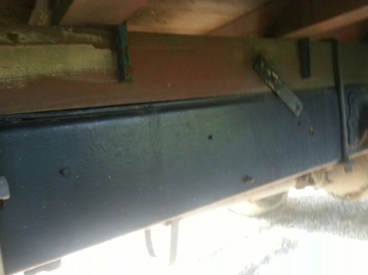 รถฮีโน่ 6 ล้อ ( ไม่ดั้ม ) 150 แรงม้า ปี 48 สนใจติดต่อ 081 - 6079515 รถฮีโน่ 6 ล้อ ( ไม่ดั้ม ) 150 แรงม้า ปี 48 สนใจติดต่อ 081 - 6079515