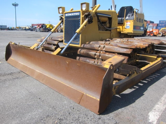 KOBELCO SK  200 มาร์คไฟ ซุปเปอร์ รถเก่าญี่ปุ่น 100\% สภาพสวย  พร้อมใช้และะอื่นๆอีกคับ