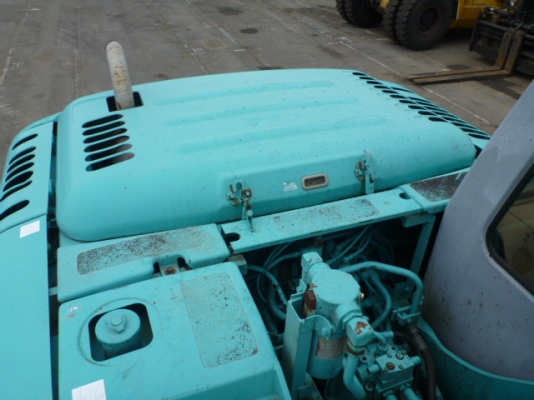 KOBELCO SK  200 มาร์คไฟ ซุปเปอร์ รถเก่าญี่ปุ่น 100\% สภาพสวย  พร้อมใช้และะอื่นๆอีกคับ