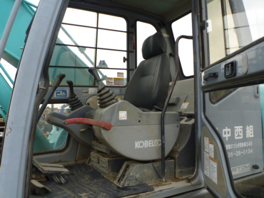 KOBELCO SK  200 มาร์คไฟ ซุปเปอร์ รถเก่าญี่ปุ่น 100\% สภาพสวย  พร้อมใช้และะอื่นๆอีกคับ