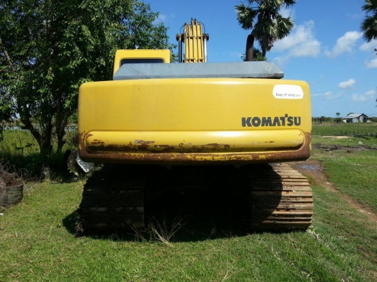ขายรถแบคโฮ KOMUTSU PC200-6 เล่มทะเบียน ขายรถแบคโฮ KOMUTSU PC200-6 เล่มทะเบียน