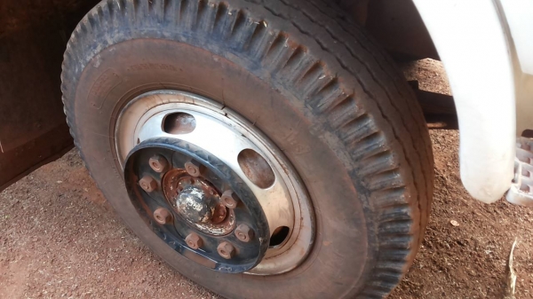 ***ขายแล้วครับขอบคุณ Truck2hand ขาย10ล้อ2เพลาดั๊มสวยๆ HINO F-17 FM177LA วางเครื่อง HO7C 185HP(ลงเล่ม) เครื่องแน่น แรง เกียร์ดี สโลวกลาง ช่วงล่างคัสซีดี เดิม ไม่ปะไม่ดาม มีตามดบ้างนิดหน่อย กระบะดั๊มเนียมสภาพสวย พื้นดีข้างสวยไม่ผุ หัวเก๋งสวยพื้นเก๋งไม่ผุ ภา